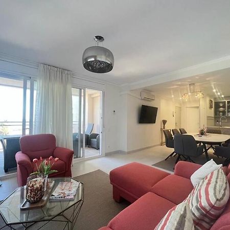 Apartmán Cunit, Front Line With Sea View Exteriér fotografie